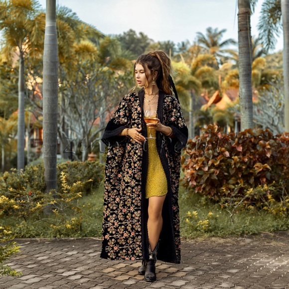 Misty Velvet Duster Kimono Bead Gold Thread Embroidery Holiday